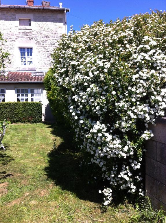 Les Lilas Roses Chamouilley Exterior photo